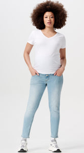 Umstandsmode, Schwangerschaftsmode, Stillmode, Brautkleider für Schwangere, Umstandshosen, Umstandsjeans, Umstandsoberteile, Stilloberteile, Bademode für Schwangere, BH für Schwangere, Still BH, Stillbustier, chic + schwanger, festliche Umstandsmode, festliche Mode für Schwangere, Tragejacke, Softshelljacke für Schwangere, Tragejacke mit Babyeinsatz, Umstandsleggings, Brautkleider mit Stillöffnung, festliche Umstandsmode zum Stillen, schick schwanger, Bussinesmode für Schwangere, Stillkleidung, Babybauch 